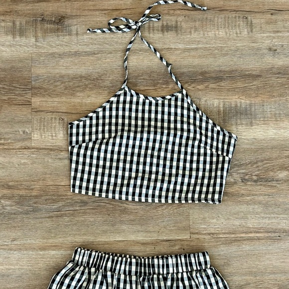 Gingham Set - Picture 1 of 5